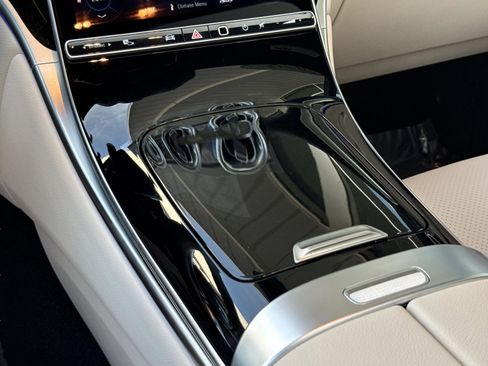 New 2026 Mercedes-Benz GLC 300 image 24
