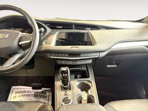 Certified 2023 Cadillac XT4 Premium Luxury w/ Technology Package AWD/4WD image 9