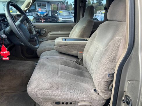 Used 1998 Chevrolet Silverado 1500 4x4 Extended Cab w/ Preferred Equipment Group 2 image 44