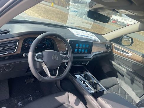 New 2026 Volkswagen Atlas SE AWD/4WD image 13