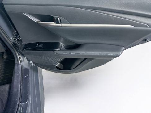 Used 2025 Toyota Camry XSE image 29