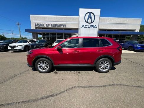 Used 2024 Honda CR-V EX-L image 3
