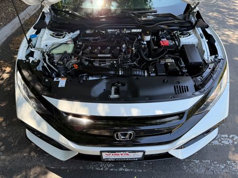 Used 2017 Honda Civic Sport image 28