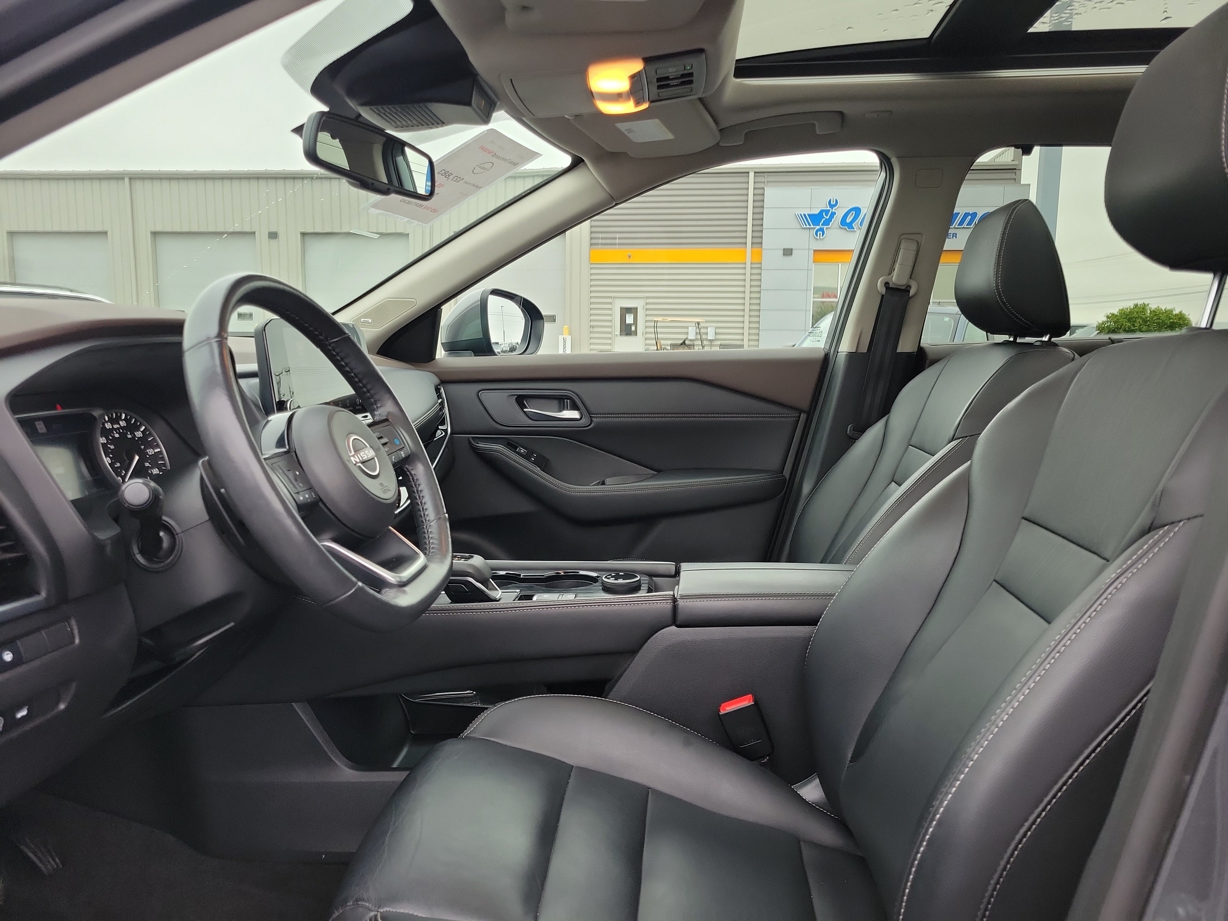 Used 2023 Nissan Rogue SL w/ SL Premium Package AWD/4WD image 15