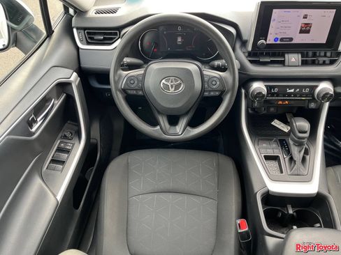 Certified 2024 Toyota RAV4 XLE FWD image 17
