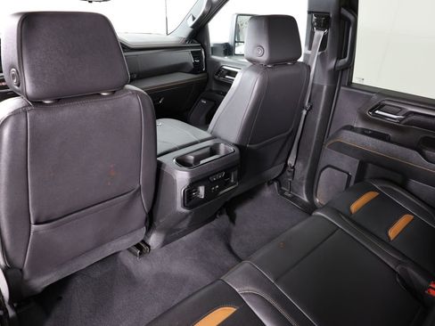 Used 2024 GMC Sierra 2500 AT4 w/ AT4 Premium Plus Package AWD/4WD image 36