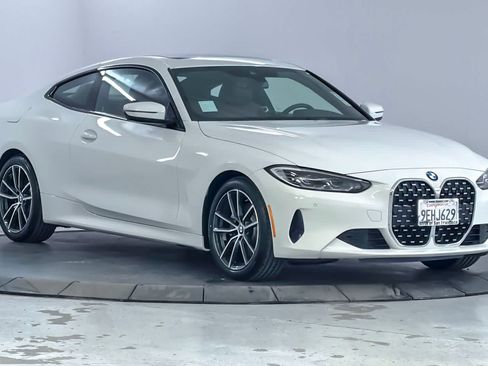Used 2023 BMW 430i Coupe w/ Convenience Package RWD image 9