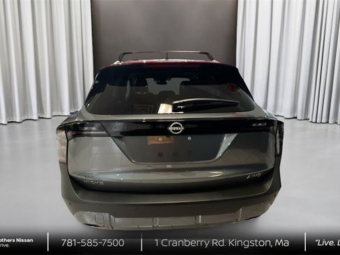 New 2026 Nissan Kicks SV w/ SV Premium Package image 6