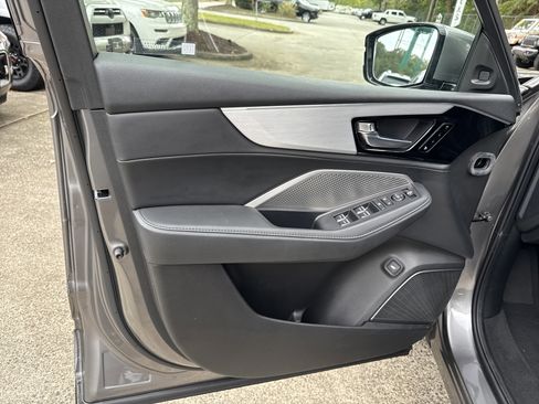 Used 2024 Acura MDX FWD image 10