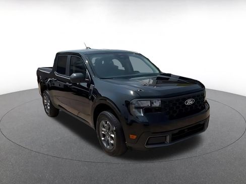 Used 2026 Ford Maverick XLT FWD image 3
