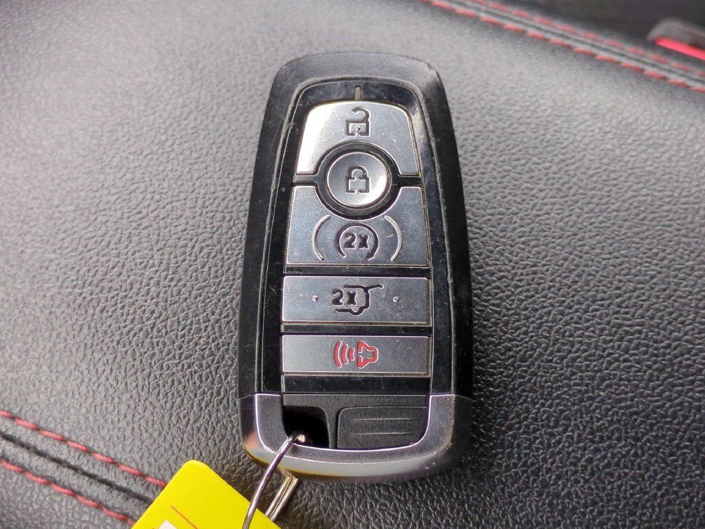 Used 2024 Ford Escape ST-Line AWD/4WD image 31