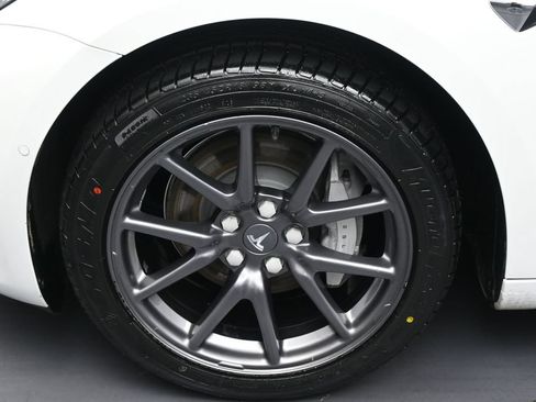 Used 2020 Tesla Model 3 Standard Range Plus RWD image 33