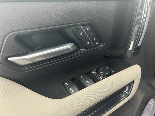 Certified 2026 GMC Hummer EV 4x4 Crew Cab image 23