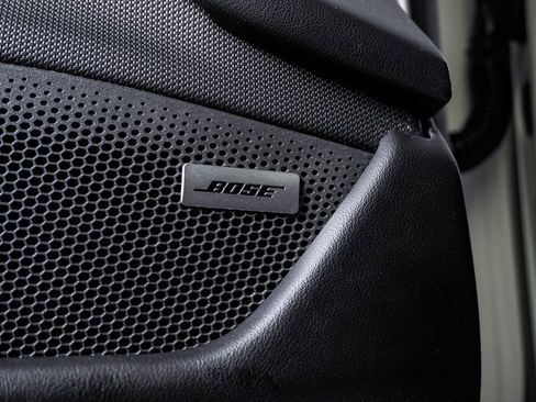 Certified 2023 Porsche Taycan image 27