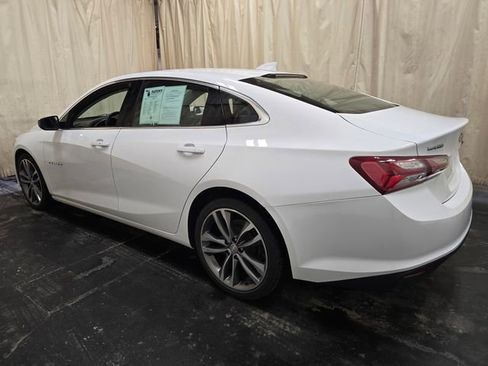 Used 2021 Chevrolet Malibu LT image 9