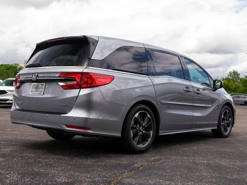 Used 2024 Honda Odyssey Elite image 11