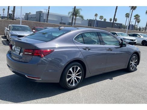 Certified 2017 Acura TLX FWD image 5