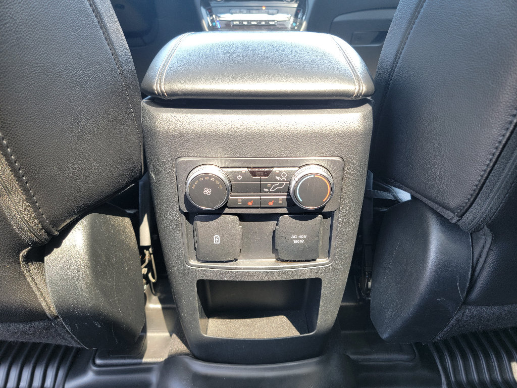 Used 2021 Ford Explorer Limited w/ Equipment Group 301A AWD/4WD image 27