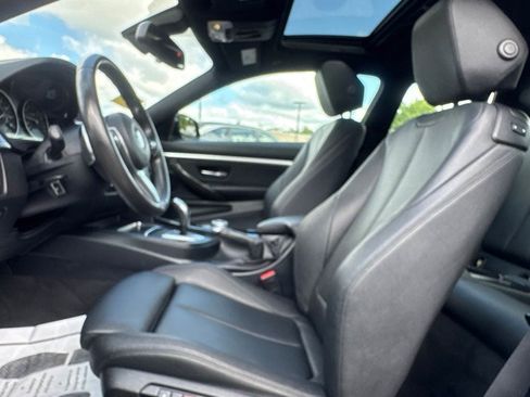 Used 2019 BMW 430i xDrive Coupe w/ M Sport Package AWD/4WD image 21