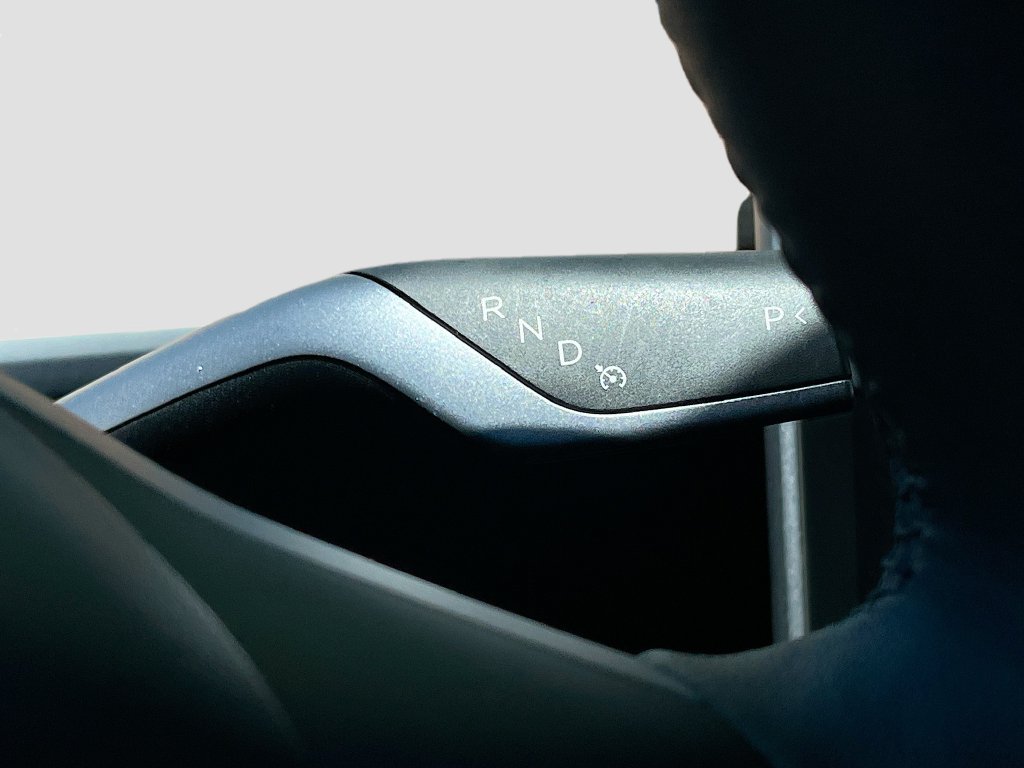 Used 2025 Tesla Model Y Long Range AWD/4WD image 17