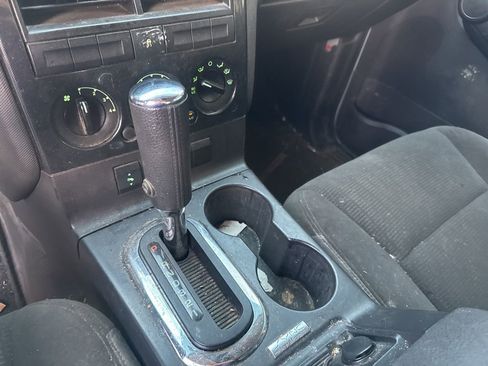 Used 2010 Ford Explorer Sport Trac XLT image 13