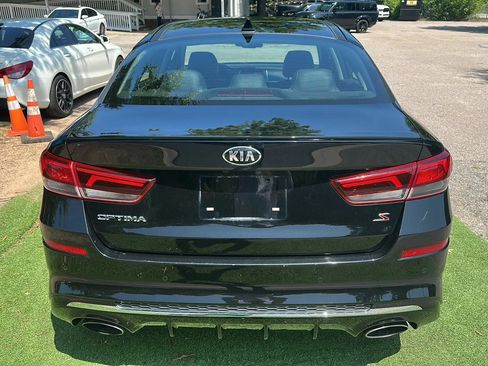 Used 2019 Kia Optima S w/ S Panoramic Sunroof Package FWD image 6