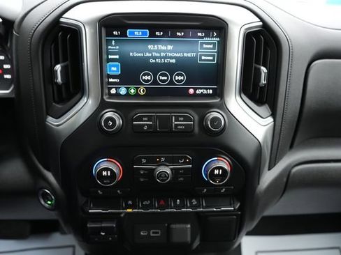 Used 2021 Chevrolet Silverado 1500 LT w/ Z71 Off-Road Package image 24