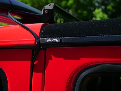 Used 2018 Jeep Wrangler Unlimited Rubicon AWD/4WD image 42