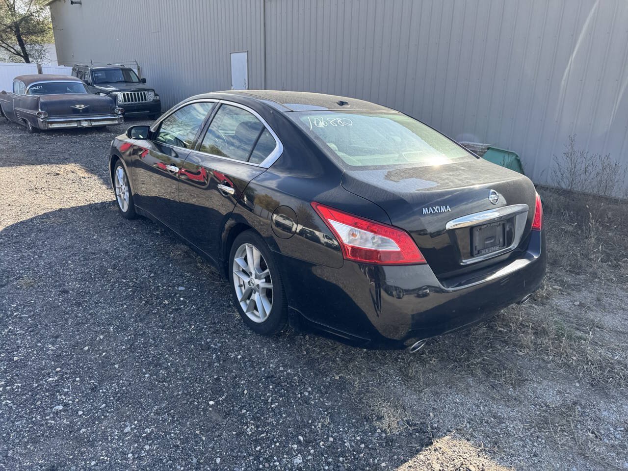 Used 2011 Nissan Maxima 3.5 SV w/ Premium Pkg FWD image 3