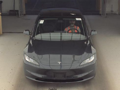 Used 2024 Tesla Model 3 Long Range RWD image 2