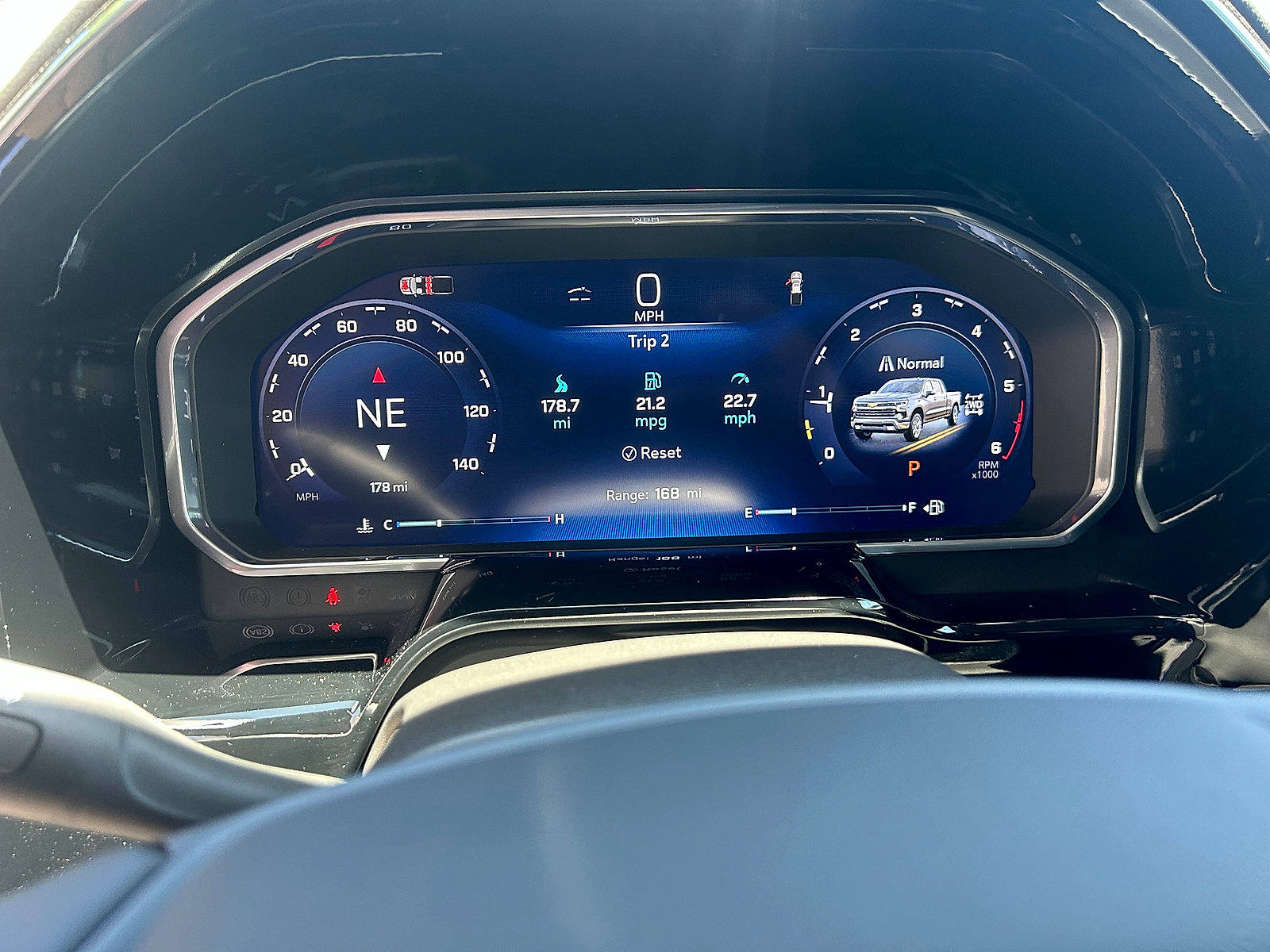 New 2026 Chevrolet Silverado 1500 LTZ w/ LTZ Premium Package AWD/4WD image 19