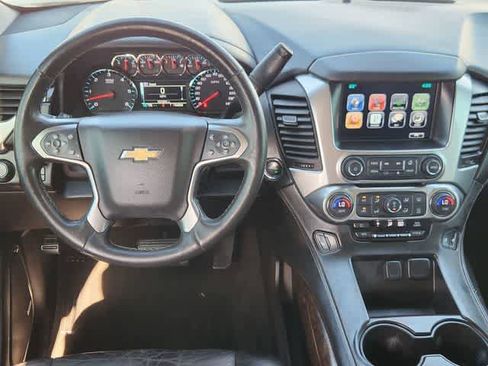 Used 2016 Chevrolet Suburban LT w/ Luxury Package image 14