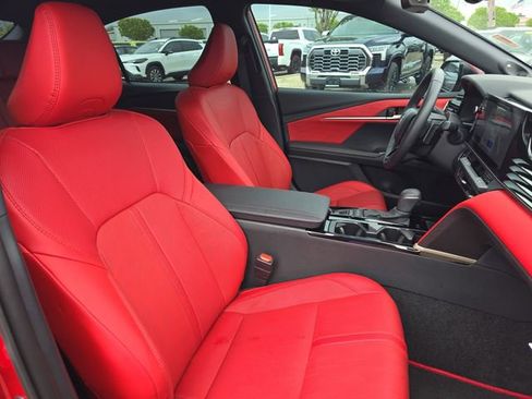 Used 2026 Toyota Camry XSE w/ Premium Plus Package image 10