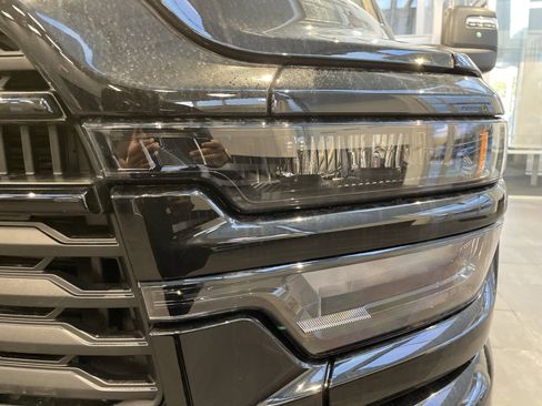 New 2026 RAM 2500 Big Horn AWD/4WD image 5