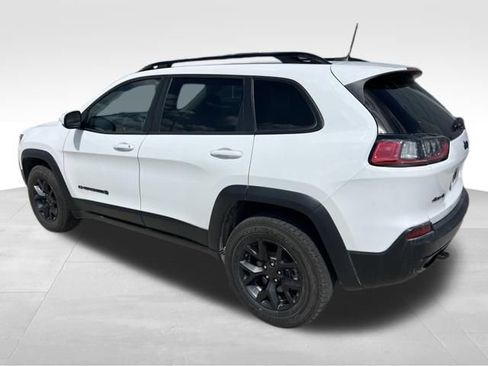 Used 2020 Jeep Cherokee Latitude AWD/4WD image 5