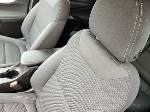 Used 2023 Chevrolet Bolt EUV LT w/ Driver Confidence Package image 24