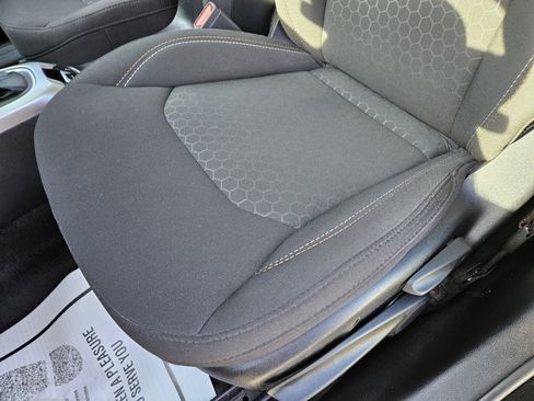 Used 2021 Jeep Compass Sport image 8