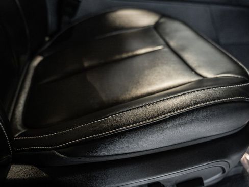 Certified 2024 Jeep Grand Cherokee L Limited image 39