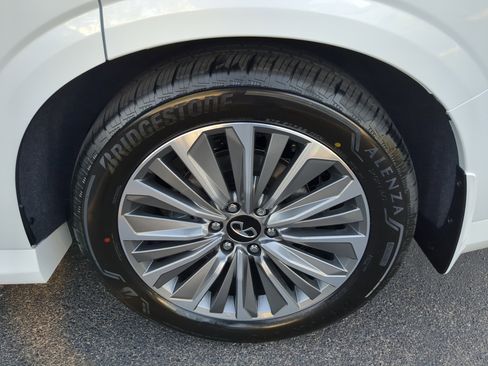 New 2026 INFINITI QX80 Luxe w/ Cargo Package image 35