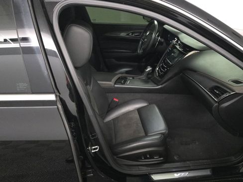 Used 2017 Cadillac CTS V w/ Luxury Package image 13