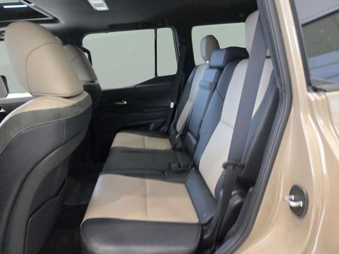 Certified 2025 Lexus GX 550 AWD/4WD image 22