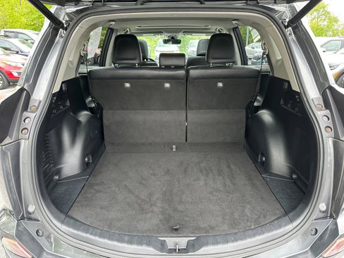 Used 2016 Toyota RAV4 Limited AWD/4WD image 10