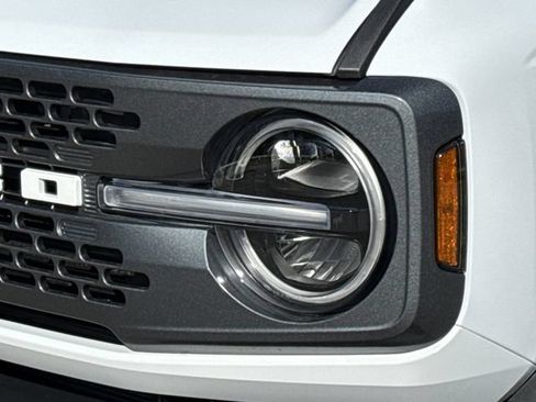 New 2026 Ford Bronco Badlands AWD/4WD image 4