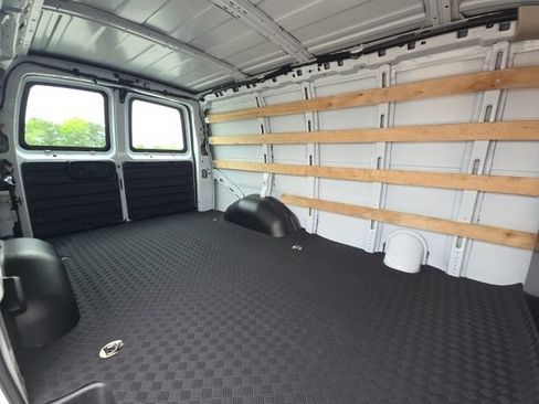 Used 2025 Chevrolet Express 2500 w/ Driver Convenience Package RWD image 13