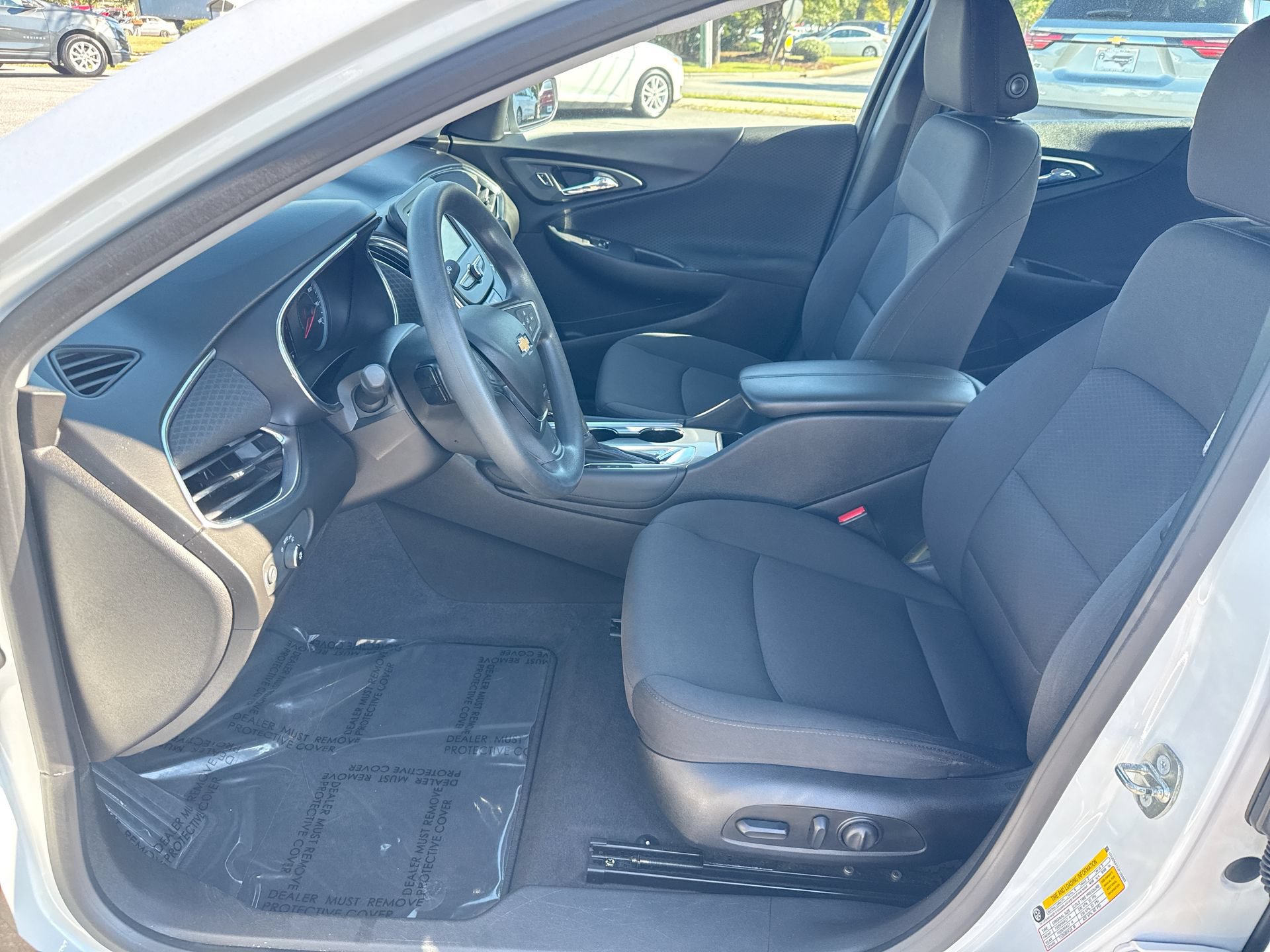 Used 2018 Chevrolet Malibu LT FWD image 21
