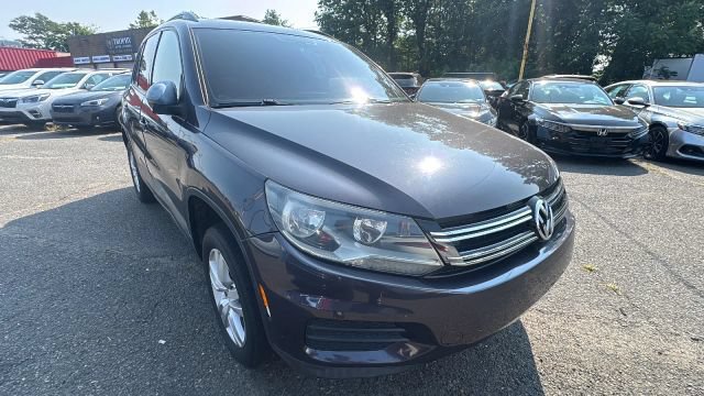 Used 2016 Volkswagen Tiguan R-Line FWD image 3