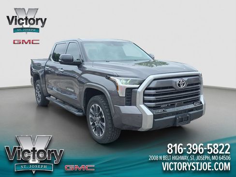 Used 2022 Toyota Tundra Limited w/ Power Package AWD/4WD image 1