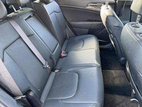 Used 2023 Kia Sportage EX AWD/4WD image 14