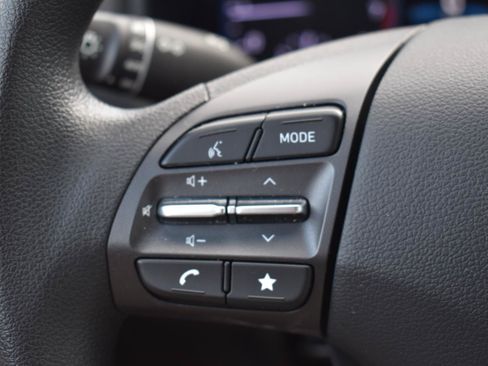 Used 2023 Hyundai Kona SEL w/ Winter Weather Package FWD image 34