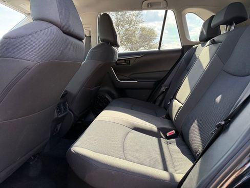 Used 2025 Toyota RAV4 LE image 27